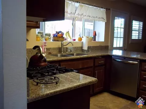 44026 Sorrell Ln, Lancaster, CA 93535 photo 7