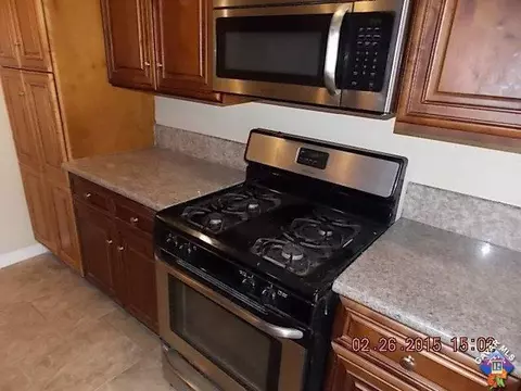 1812 Park Circle Dr, Lancaster, CA 93535 photo 16