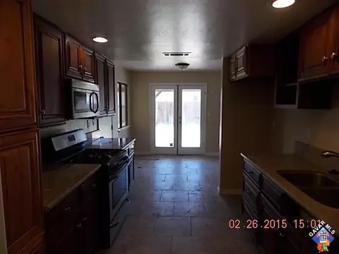 1812 Park Circle Dr, Lancaster, CA 93535 photo 10