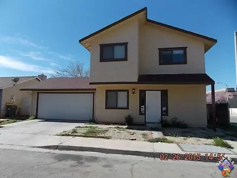 1812 Park Circle Dr, Lancaster, CA 93535 photo 1