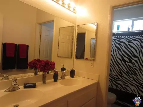 5815 Avenue J12 W, Lancaster, CA 93536 photo 10