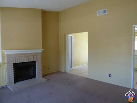 43028 Cromley Ct, Lancaster, CA 93534 photo 8