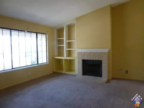 43028 Cromley Ct, Lancaster, CA 93534 photo 4