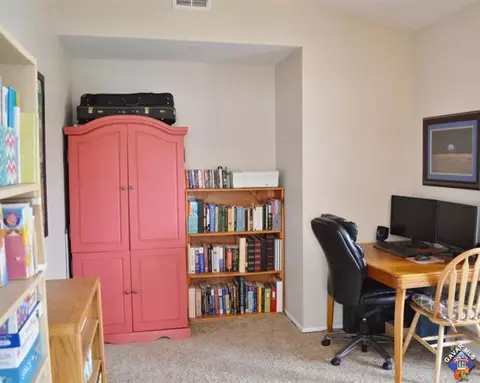 3657 Lyons Dr, Rosamond, CA 93560 photo 10