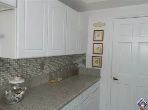 42446 30th St, Lancaster, CA 93536 photo 4