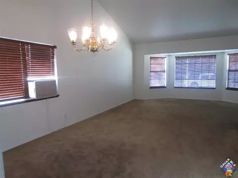 1234 Herzel Ave, Lancaster, CA 93535 photo 3