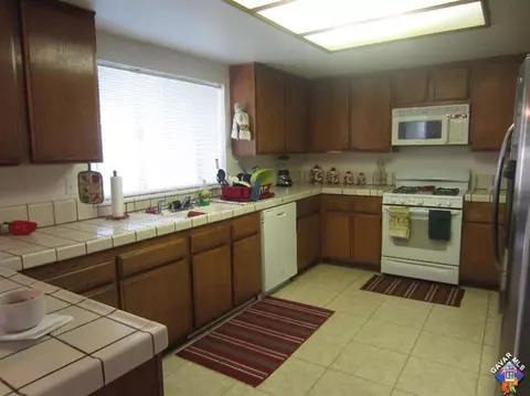 1234 Herzel Ave, Lancaster, CA 93535 photo 5