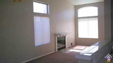 6033 Lighthouse Ln, Palmdale, CA 93552 photo 3