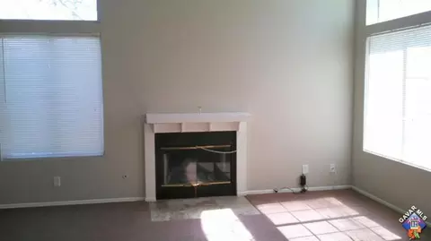 6033 Lighthouse Ln, Palmdale, CA 93552 photo 4