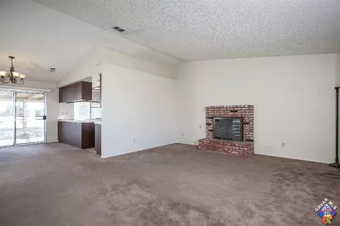 37447 97th St E, Littlerock, CA 93543 photo 2
