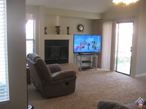 44338 Meyer Dr W, Lancaster, CA 93536 photo 3