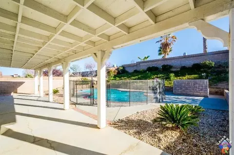 6304 Azalea Dr, Lancaster, CA 93536 photo 11