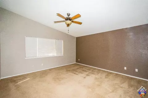 6304 Azalea Dr, Lancaster, CA 93536 photo 24