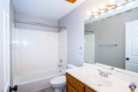 6304 Azalea Dr, Lancaster, CA 93536 photo 25