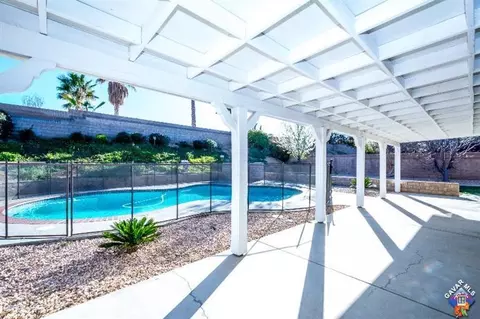 6304 Azalea Dr, Lancaster, CA 93536 photo 10