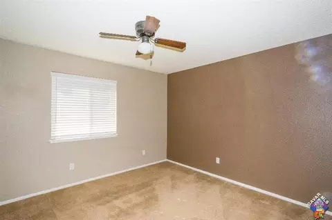 6304 Azalea Dr, Lancaster, CA 93536 photo 26