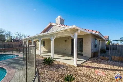 6304 Azalea Dr, Lancaster, CA 93536 photo 18