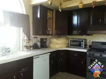 37649 Cherry Dr E, Palmdale, CA 93550 photo 4