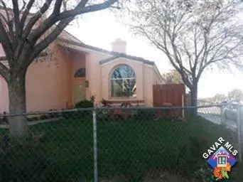 37649 Cherry Dr E, Palmdale, CA 93550 photo 2