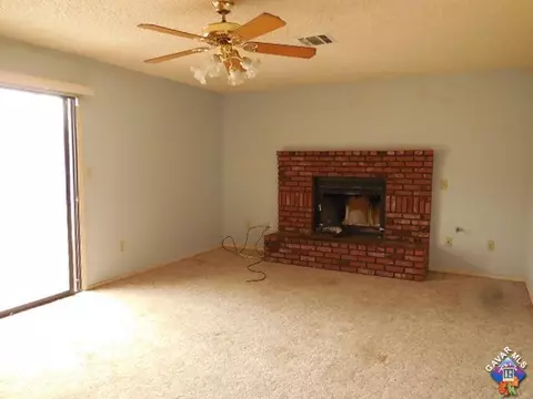 19921 Piedra Dr, Tehachapi, CA 93561 photo 3
