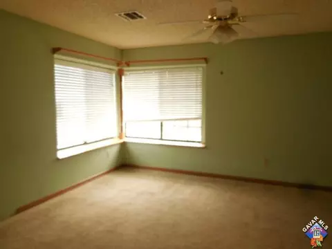 19921 Piedra Dr, Tehachapi, CA 93561 photo 6