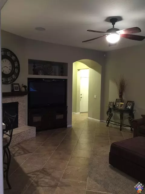 5767 Monaco Dr, Palmdale, CA 93552 photo 7