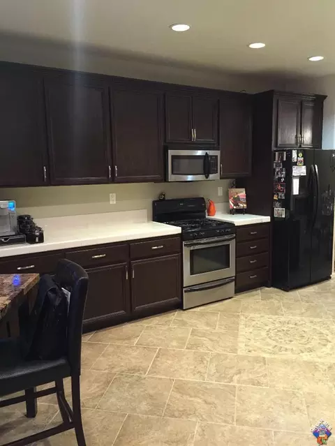 5767 Monaco Dr, Palmdale, CA 93552 photo 8