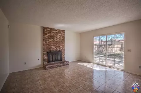 1218 Franklin Ave, Lancaster, CA 93535 photo 3