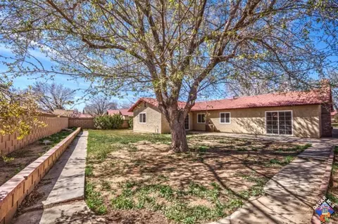 1218 Franklin Ave, Lancaster, CA 93535 photo 24