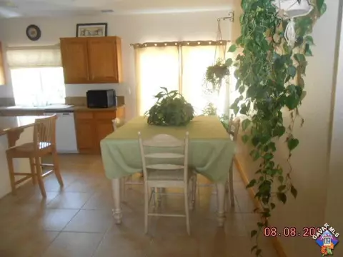 3057 E Avenue K2, Lancaster, CA 93535 photo 7