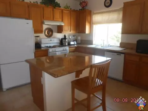 3057 E Avenue K2, Lancaster, CA 93535 photo 5