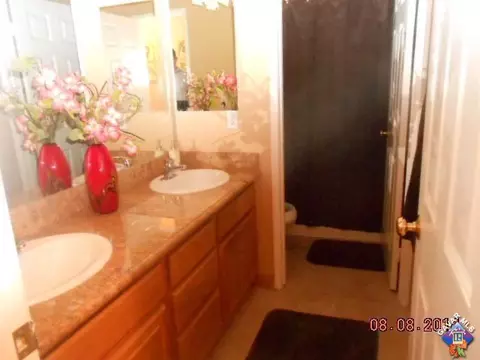 3057 E Avenue K2, Lancaster, CA 93535 photo 9