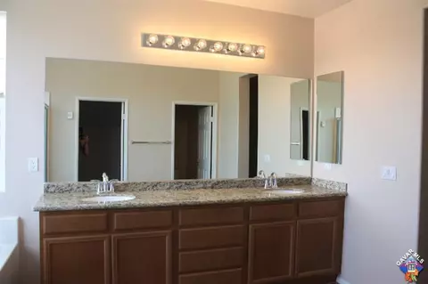 1102 Erwin Dr, Palmdale, CA 93551 photo 10
