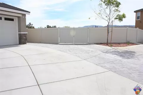 1102 Erwin Dr, Palmdale, CA 93551 photo 20