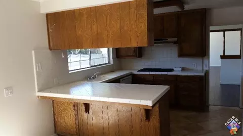 2068 Spice St, Lancaster, CA 93534 photo 6