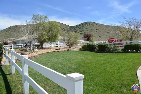 1706 Mary Rd, Acton, CA 93510 photo 4