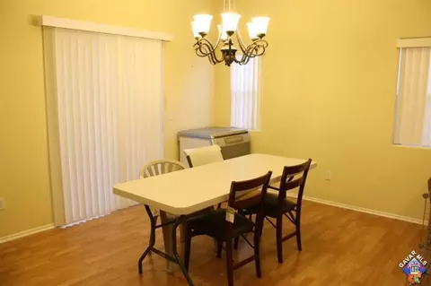 442 Corona Ct, Lancaster, CA 93535 photo 3