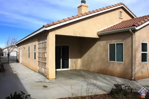 442 Corona Ct, Lancaster, CA 93535 photo 9
