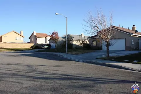 442 Corona Ct, Lancaster, CA 93535 photo 13