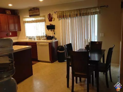 1829 Kettering St E, Lancaster, CA 93535 photo 5