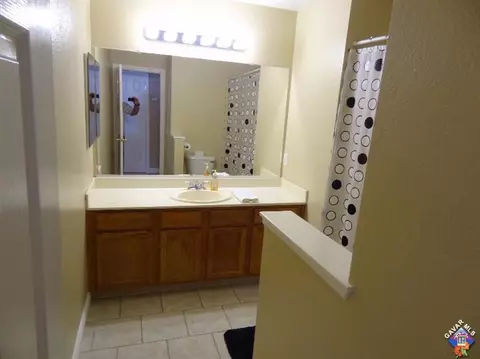 3801 Hampton Ct, Rosamond, CA 93560 photo 8