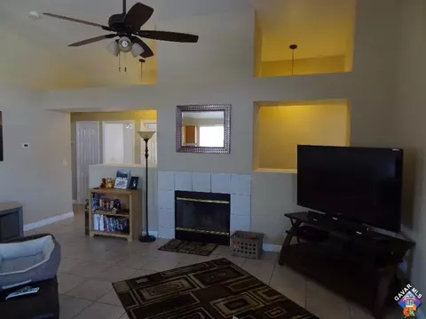 3801 Hampton Ct, Rosamond, CA 93560 photo 10