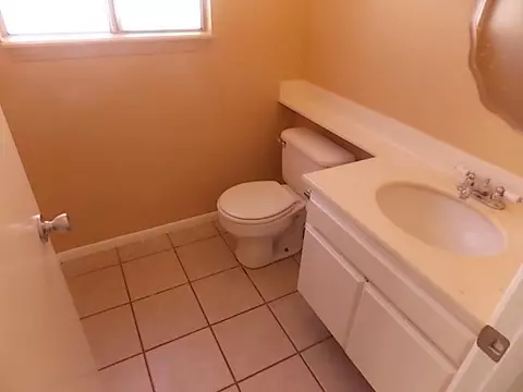 43511 Carol Dr, Lancaster, CA 93535 photo 11