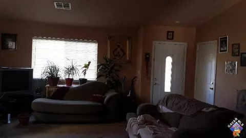 37539 29th Street St, Palmdale, CA 93550 photo 2