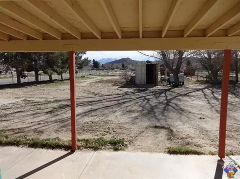 16172 Valeport Ave, Lancaster, CA 93535 photo 17