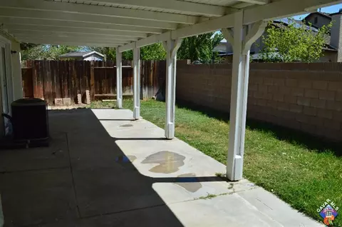 624 Ivyton St E, Lancaster, CA 93535 photo 26