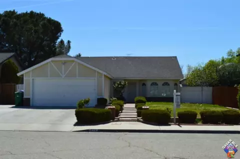 624 Ivyton St E, Lancaster, CA 93535 photo 1