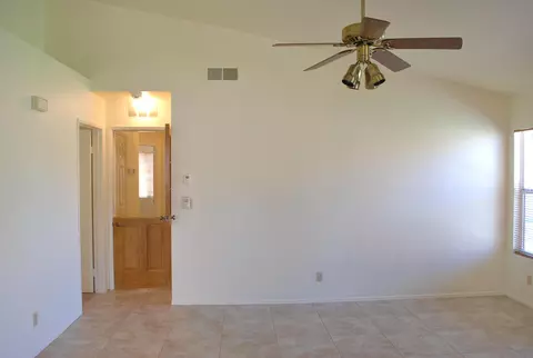 37027 Boxleaf Rd, Palmdale, CA 93550 photo 11