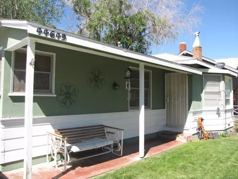 44649 Cedar Ave, Lancaster, CA 93534 photo 2