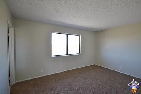 9865 Avenue Q4 E, Littlerock, CA 93543 photo 5